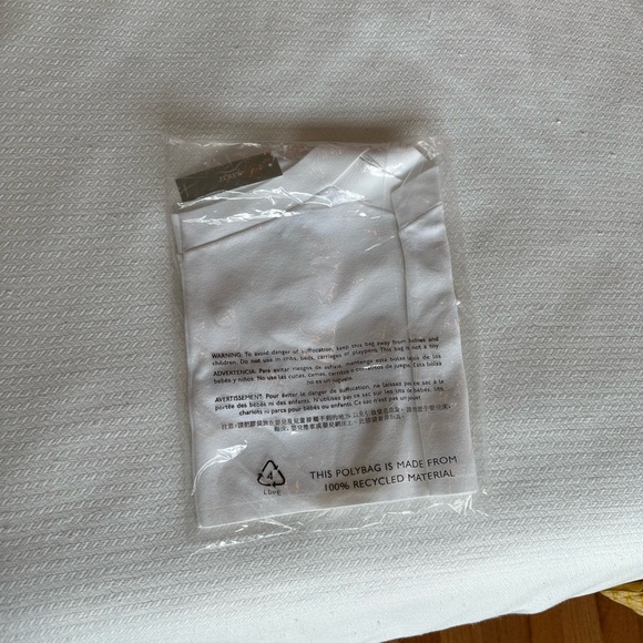 NWT fitted halter-neck tank XXS (black & white available) - Picture 8 of 9